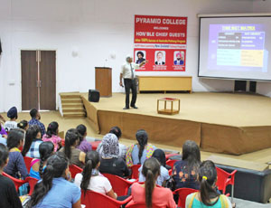 Hon'ble Director-PCBT Dr. Sanjay Behl is delivering lecture to students.