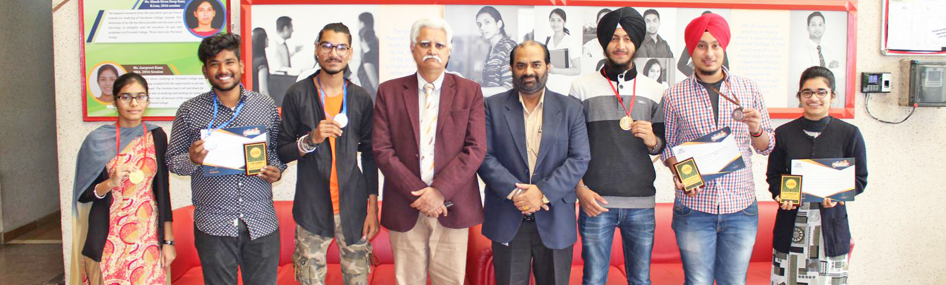 Students visited Jang-E- Azadi
